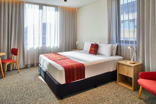 Hotel Mary Mackillop Place