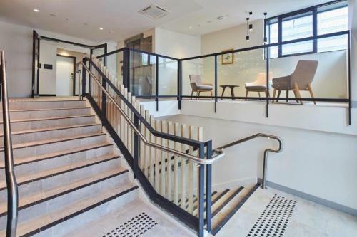 Hotel Mary Mackillop Place