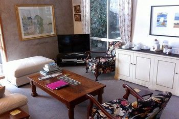Bed & Breakfast Linley House