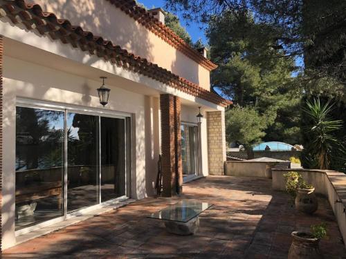 Sea-view Holiday Home In Sanary-sur-mer With Private Pool