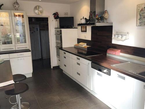 Sea-view Holiday Home In Sanary-sur-mer With Private Pool