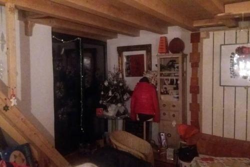 Maisonnette Et Roulotte Perch�es En Ard�che