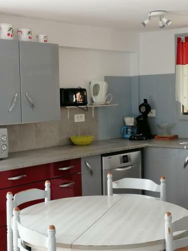 Sarrola-carcopino G�te En Pierre