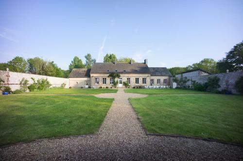 Le Manoir De Briquedalles