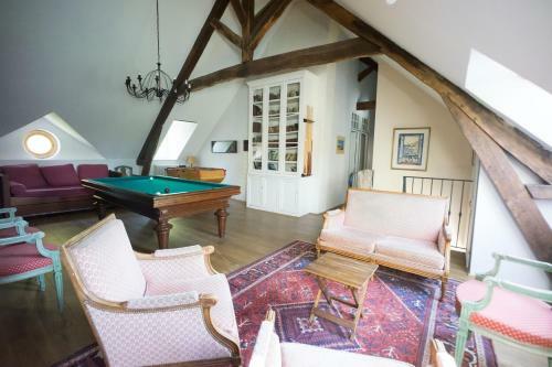 Le Manoir De Briquedalles
