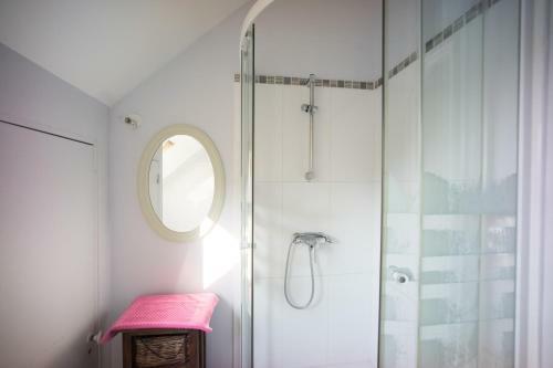 Le Manoir De Briquedalles