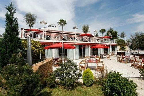 Hotel Le Relais Des Chartreux