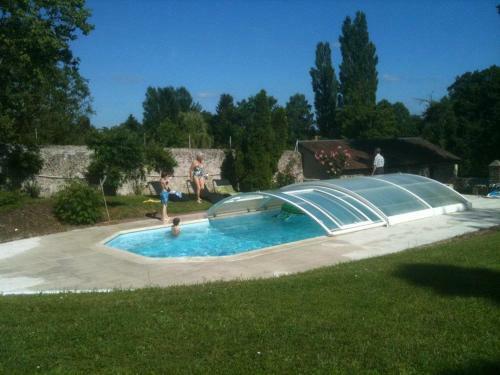 La Bonbonniere