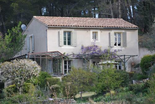 Hostal Sous Les Canniers