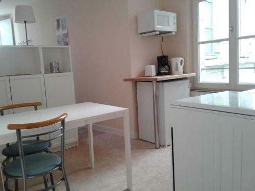 G�te Saumur, 2 Pi�ces, 2 Personnes - Fr-1-622-16