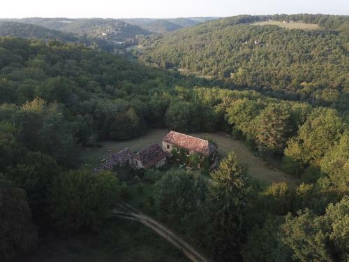 Touvent Maison Au Milieu Des Bois