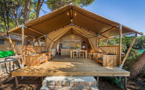 Whaka Lodge