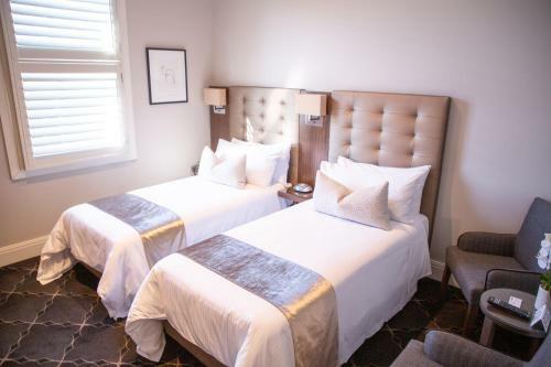 Royal Hotel