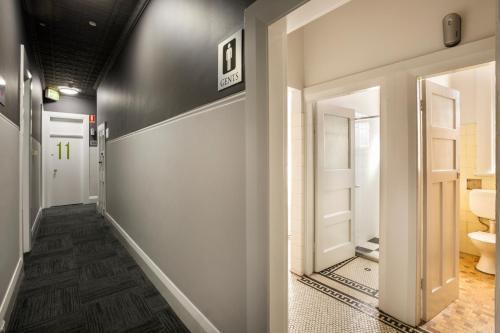 Posada Melton Hotel Auburn