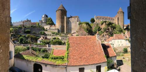 B�tisse Du Pont Pinard Et Son Granit Rose
