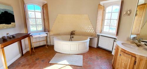Hotel Ch�teau De La Cour Senlisse