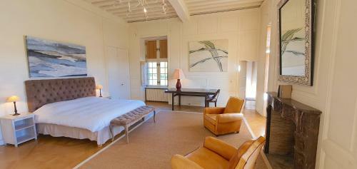 Hotel Ch�teau De La Cour Senlisse
