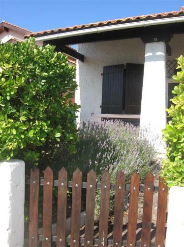 Villa Pour 6 Personnes � 100m de La Plage Des Bourdaines