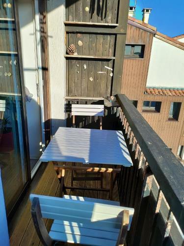 Apartamento Studio � L'oc�an Au Dessus Des Pins (Plage & Commerces � Pied)