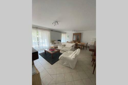 Villa Le Penon 10 Personnes