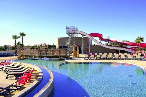 Mobile Home In S�rignan With Air Conditioning