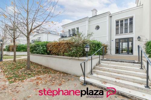 Apartamento Plaza Scandinaves 05