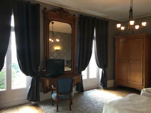 Bed & Breakfast Chateau De Vareilles