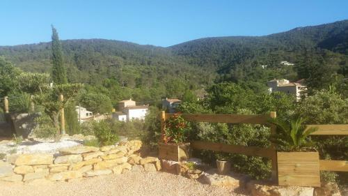 Hostal Les Chambres De Toucas