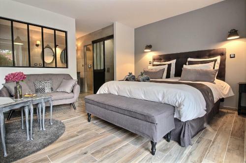 Au Jardin D'etaville B&B
