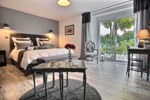 Au Jardin D'etaville B&B