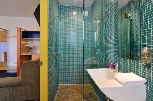 Dive Hotel