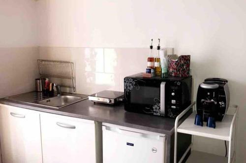 Apartamento Eglise St Louis - Studio Cosy Quartier Haut