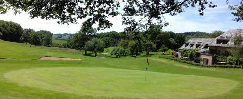 Hotel H�tel Du Golf De Laguiole