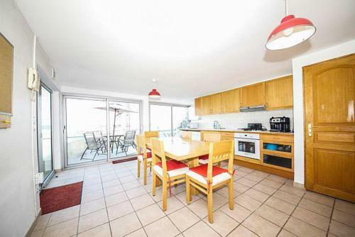 Remarkable 3-bed House In Suresnes Facing Paris