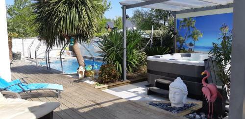 Maison 10 Pers Avec Piscine Chauff�e Et Spa