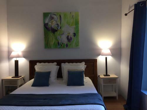 Bed & Breakfast Les Aigui�res En Provence