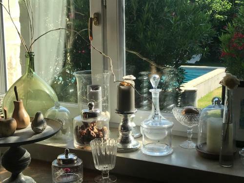 Bed & Breakfast Les Aigui�res En Provence