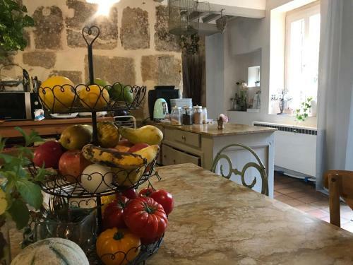 Bed & Breakfast Les Aigui�res En Provence