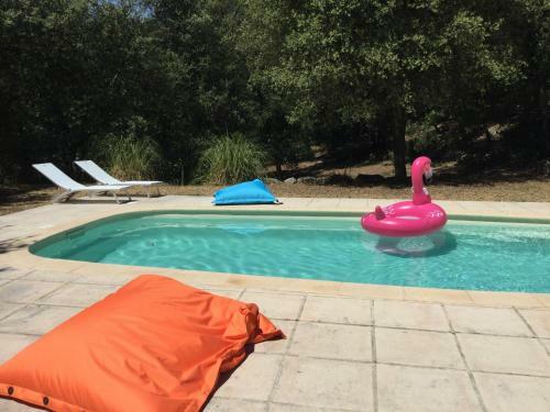 Hostal Villa Bleucassis