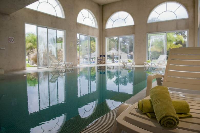 Hotel Howard Johnson Pilar Resort Spa & Convention Center