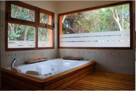 El Petrel Caba�as Y Spa De Campo