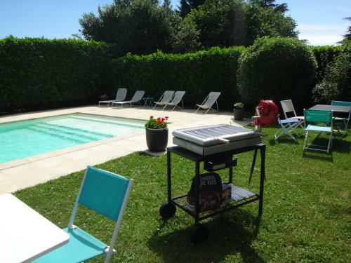 Hostal Maisonnette Tassin