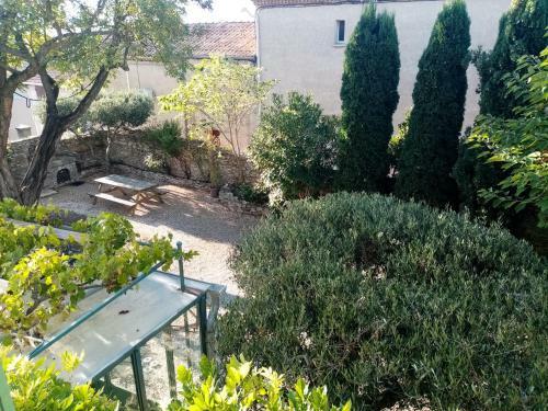 Apartamento Mazet Ind�pendant Tavel - Le Mas de L Acacia