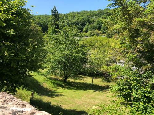 Hostal Les Gites De La Haute Bigassou