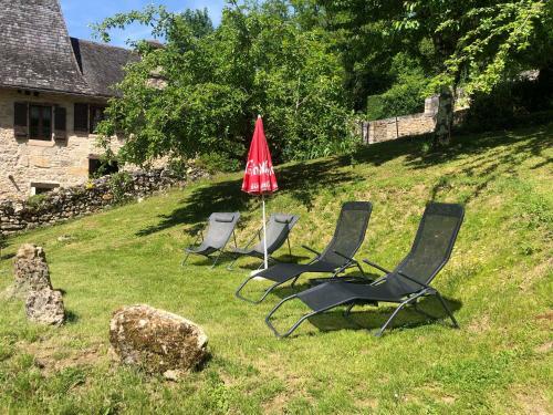 Hostal Les Gites De La Haute Bigassou