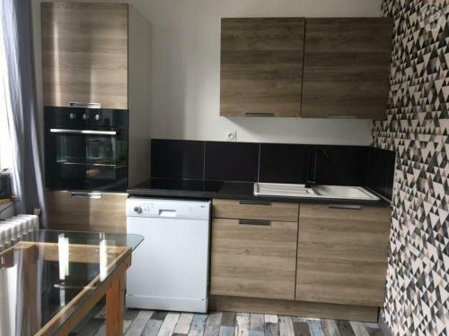 G�te Thiant, 4 Pi�ces, 6 Personnes - Fr-1-510-141