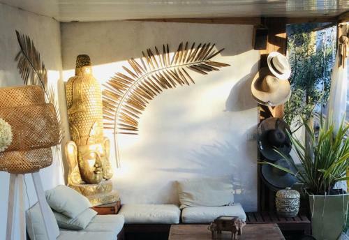 Bed & Breakfast Buddha Beach Thoiry