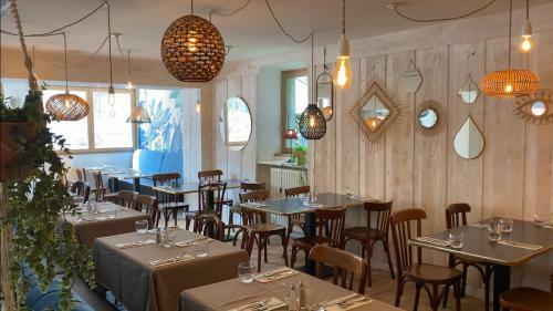 Hotel Logis La Chaumi�re Saint-maurice