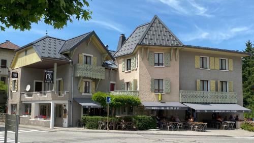 Hotel Logis La Chaumi�re Saint-maurice
