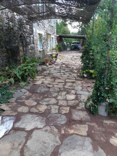 Hostal L'embellie